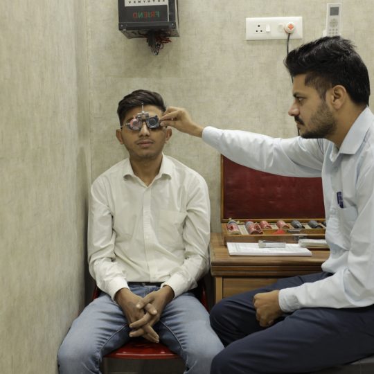 Vision Testing_Praveen Eye Hospital